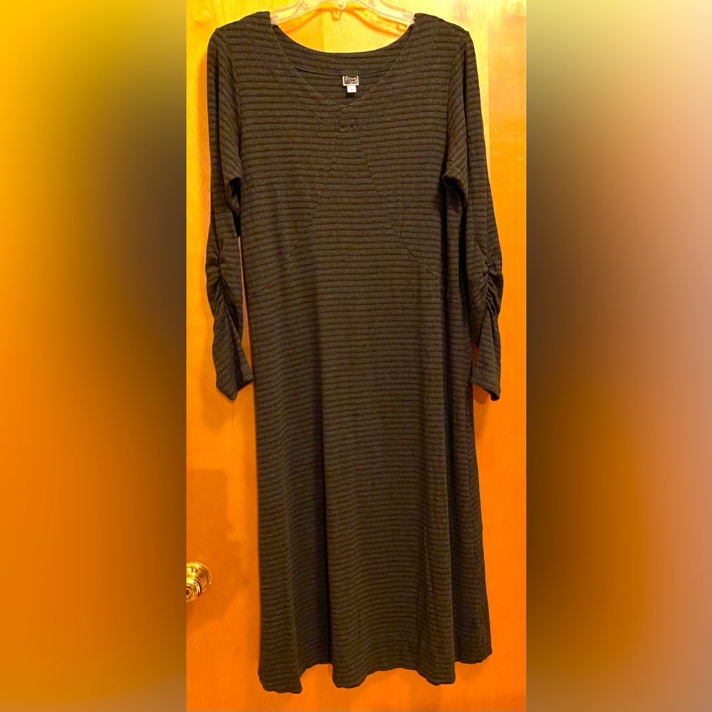 Vintage 2000 Blue Fish Stretchy Rayon Long Sleeve Dress